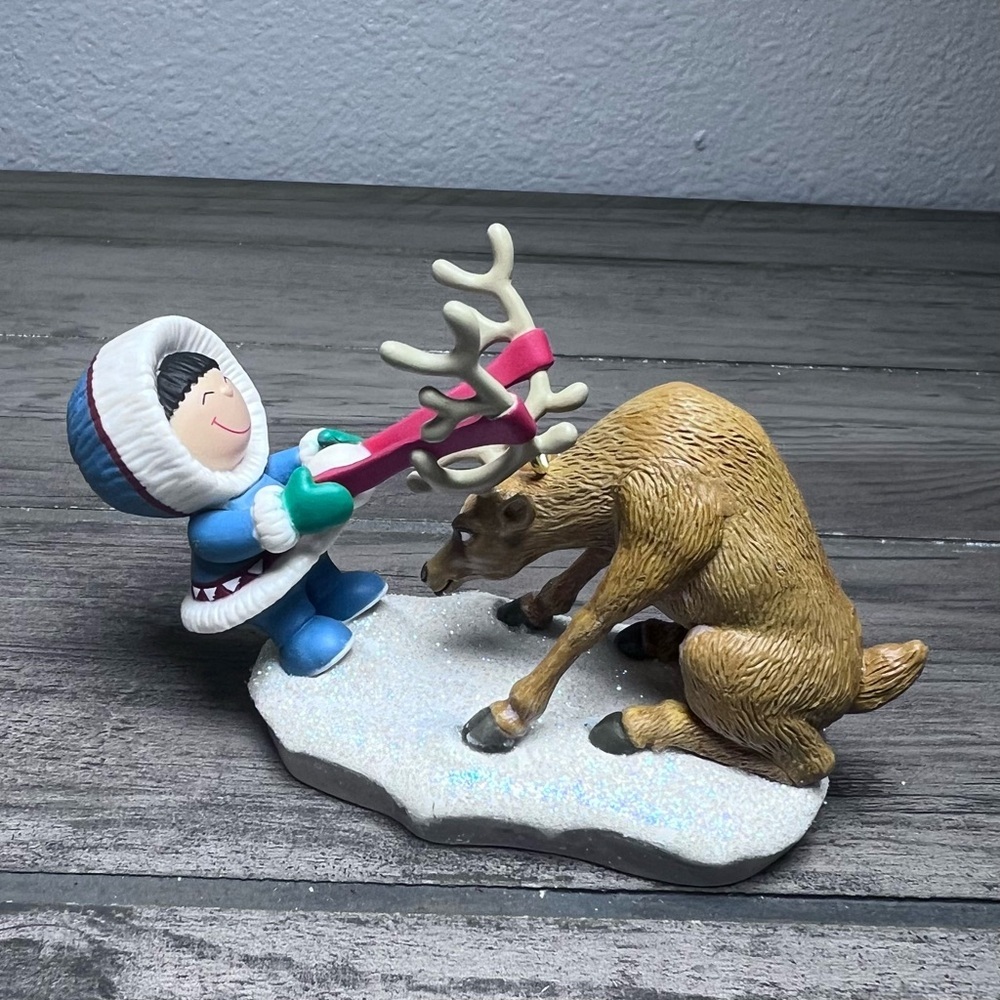 Hallmark NIB 2014 FROSTY FRIENDS Christmas Ornament 35th in Series collectible - Picture 7 of 12